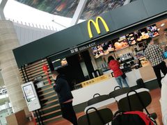 -麦当劳(鄂尔多斯机场店)