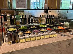 -前海华侨城JW万豪酒店·都会尚膳自助餐厅·牛排海鲜酒水畅飨