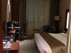 -上海浦东假日酒店