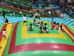 -蒙特利亲子乐园