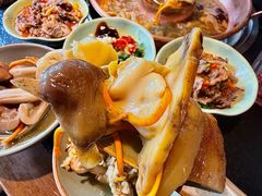 -菌自由丨野生菌火锅特色庭院餐厅(丽江古城店)