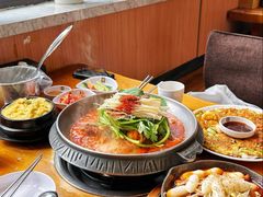 -喇喇排骨火锅·传统韩式脊骨汤(望京西园总店)