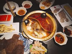 -怡品川宇火锅(宝立方店)