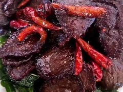 油淋干巴-巍山𤆵肉饵丝