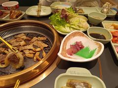 -梨花甄选自助烤肉(小寨原力场店)