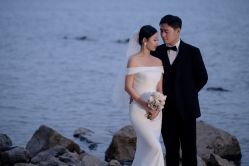 -雪中彩影婚纱摄影·微光艺术中心