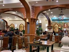 大堂-贯贯吉·清真餐厅(浙江中路店)