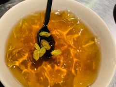 -龙巢盱眙龙虾·牛蛙·烧烤宵夜(八卦岭店)