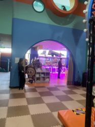 -欧酷世界动力星球(王府井奥莱UP TOWN店)