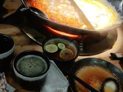 -湊湊火锅·茶憩(杭州湖滨银泰in77店)