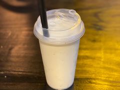 榴莲奶昔-Grinder 绞肉机汉堡(武定路店)