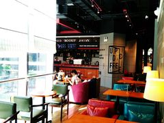 大堂-西西弗书店&矢量咖啡(凯德晶萃广场店)