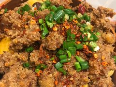 蒸蒸日上-犇逸·乐山跷脚牛肉·四川现炒(览海店)