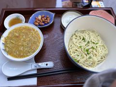 -百年老字号·观振兴蟹黄面·三虾面·苏式面(观前街富仁坊巷店)