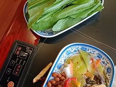 -田家大院东北农家菜铁锅炖(西安总店)