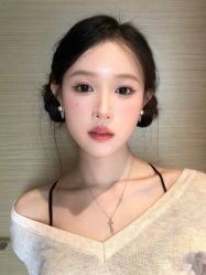 -明天见·化妆造型工作室
