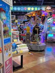 -卡通尼乐园(银泰店)