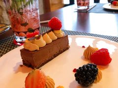 招牌巧克力薄脆蛋糕-杭州西子湖四季酒店-WL BISTRO西湖餐厅(灵隐路店)