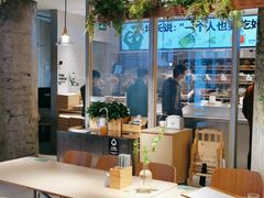 -老乡鸡(上海白玉兰广场店)
