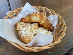 黄金流奶羊角-麦田工坊(月湖店)