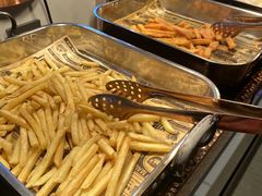 -涨巢·潮玩水疗局