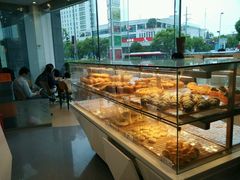 面包甜点陈列柜-BreadTalk面包新语(龙之梦购物中心莘庄店)