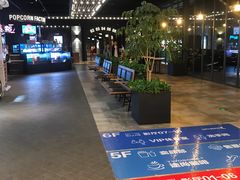 -CGV影城(滨江天街IMAX店)