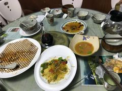 -天天向上素食餐厅(五台山店)