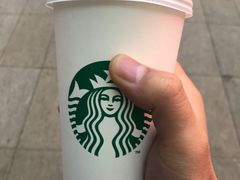 -星巴克(宁波东门银泰店)