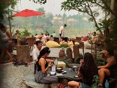 -乌托邦酒吧和餐厅