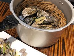 -蚝堡海鲜·威海菜·海肠捞饭·烧烤·亚洲吃蚝公司(幸福门店)