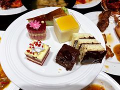 -上海皇廷花园酒店·西餐厅·自助餐