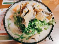 -肥汁米蘭香港米线(宁波路总店)
