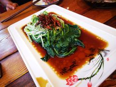-闯关东东北农家菜(崂山石老人店)