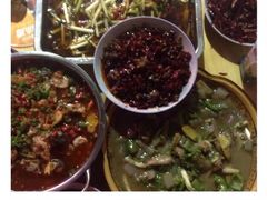 -邱金小炒·30 年盐帮江湖菜(自贡店)