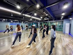 -STAR舞蹈工作室