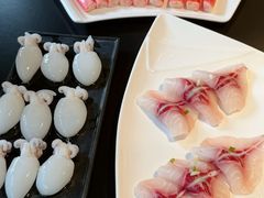 -鲜入唯煮·港式海鲜牛肉火锅(金宝街店)
