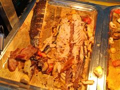 -怡豪大饭店·49楼旋转自助餐厅