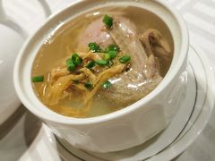 汽锅丸子蛋-琬苑鸽庄·川粤融合菜(解放碑总店)
