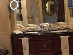 -广州富力丽思卡尔顿酒店