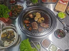 -马路牙子烧烤音乐酒馆(望京店)