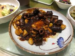 -侬佳蒸菜馆(听潮店)