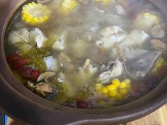 连州脆皮鸡-威邵鸡煲(西华路总店)