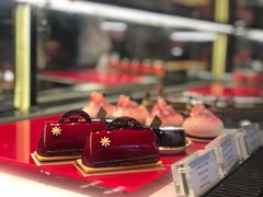-Salon de The de Joel Robuchon(外滩18号店)