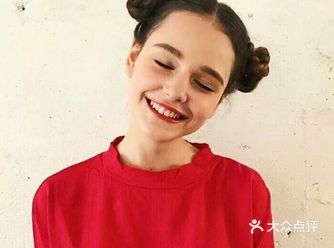 一个师傅是说着标准普通话的女生