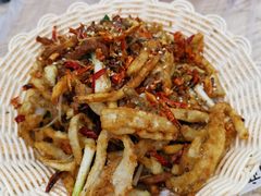 -江城燕子大排档(江汉路步行街店)