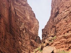 -天山神秘大峡谷