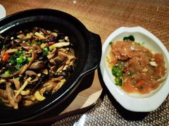 -梁家大院•农家菜(昆山会展中心店)