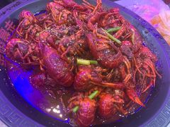 美味多汁的麻辣小龙虾-金陵暴走小龙虾·迷踪蟹(凯德MALL店)