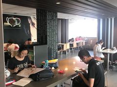 -麦当劳(乳山路店)